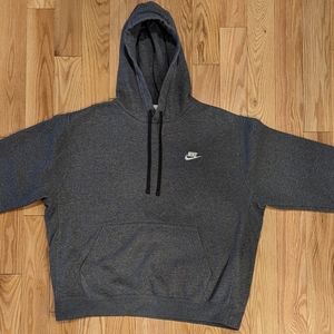 Embroidered Nike swearshirt